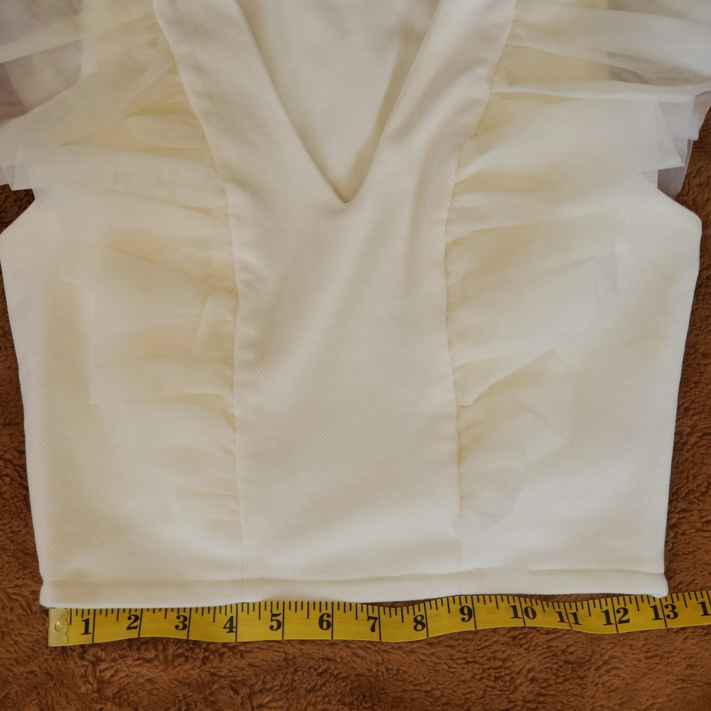 Mulla Cream Ruffled Crop Top NWOT Sm. - Picture 6 of 11